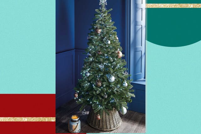 <p>A 6.5ft tree for less than £30? Sign us up  </p>